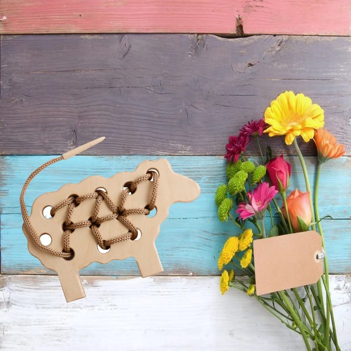 اسباب بازی چوبی دارمازو مدل دوخت طرح گوسفند