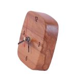 ساعت چوبی فیلر خورده