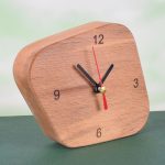 ساعت رومیزی چوبی